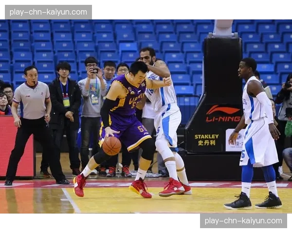 深度复盘：广东与广厦一役，现代空间篮球与传统内外结合的较量